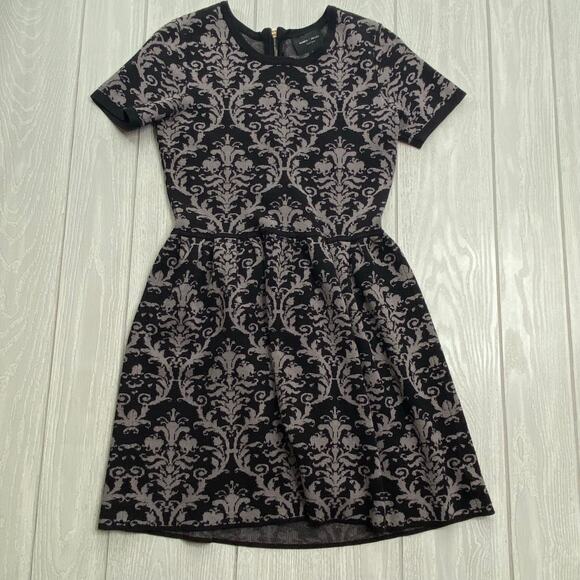 Romeo & Juliet Couture Women's Black & Gray Knit Fit & Flare Dress Size Medium - Picture 1 of 10